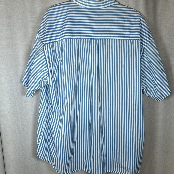 VAN HEUSEN BUTTON DOWN SIZE(XXL) - Picture 6 of 6
